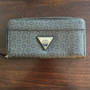 Guess wallet